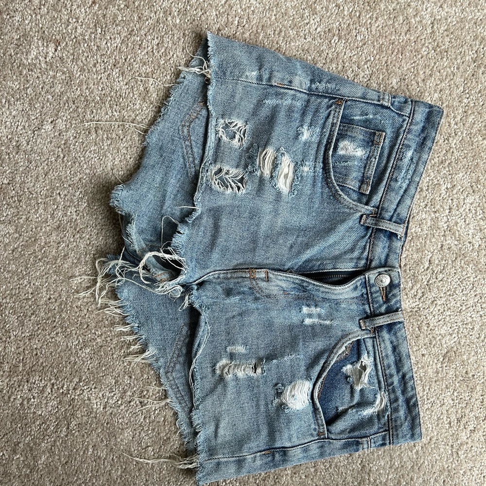High-Rise denim shorts